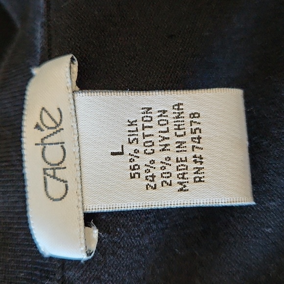 Cache Floral Sequin Cardigan - Picture 5 of 5